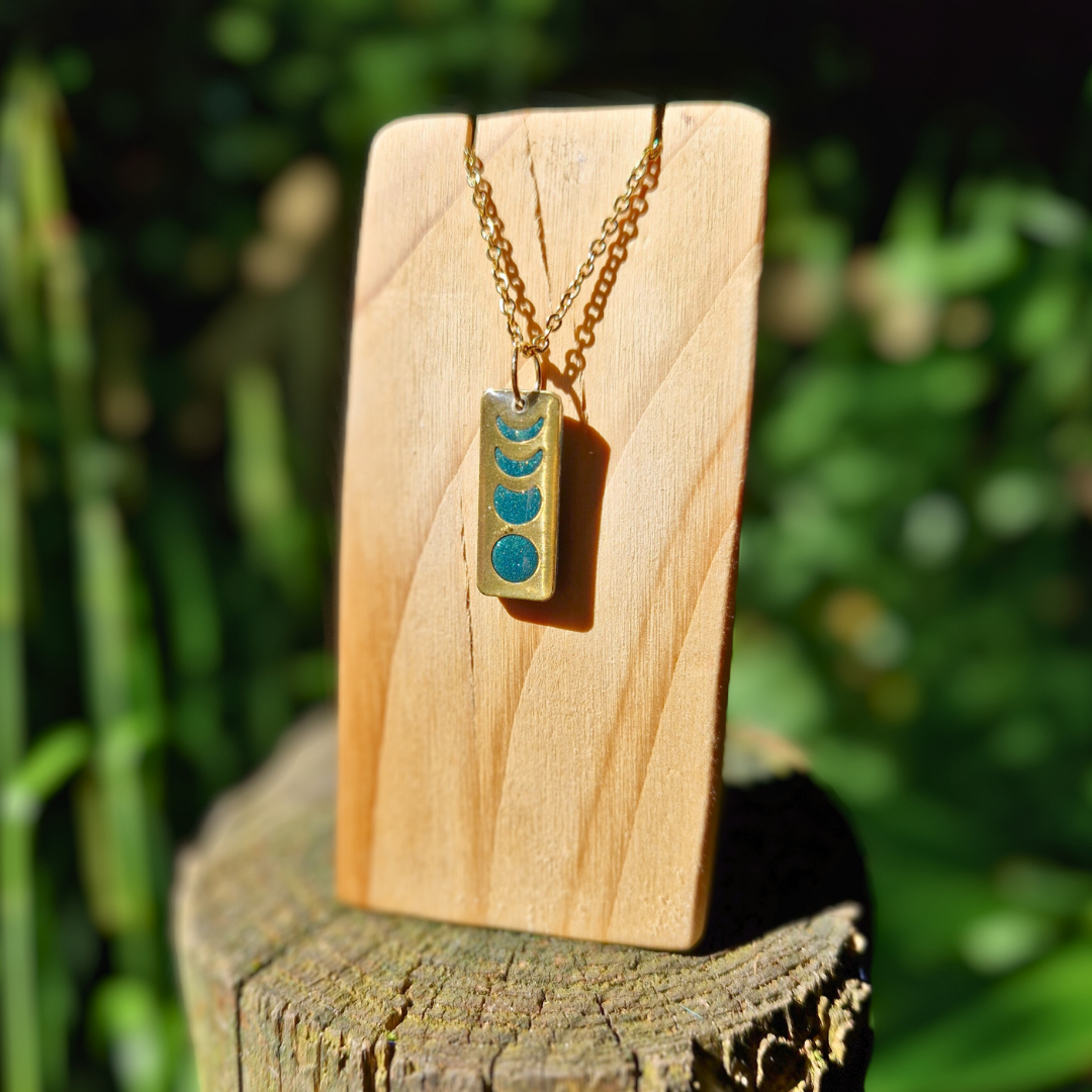 Glitter Green Rectangle Moon Phase 20" Necklace