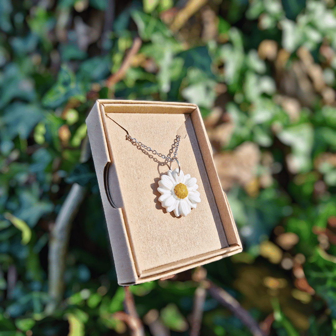 Intricate Daisy Polymer Clay Nature Necklace Displayed in Eco Friendly Jewellery Box.