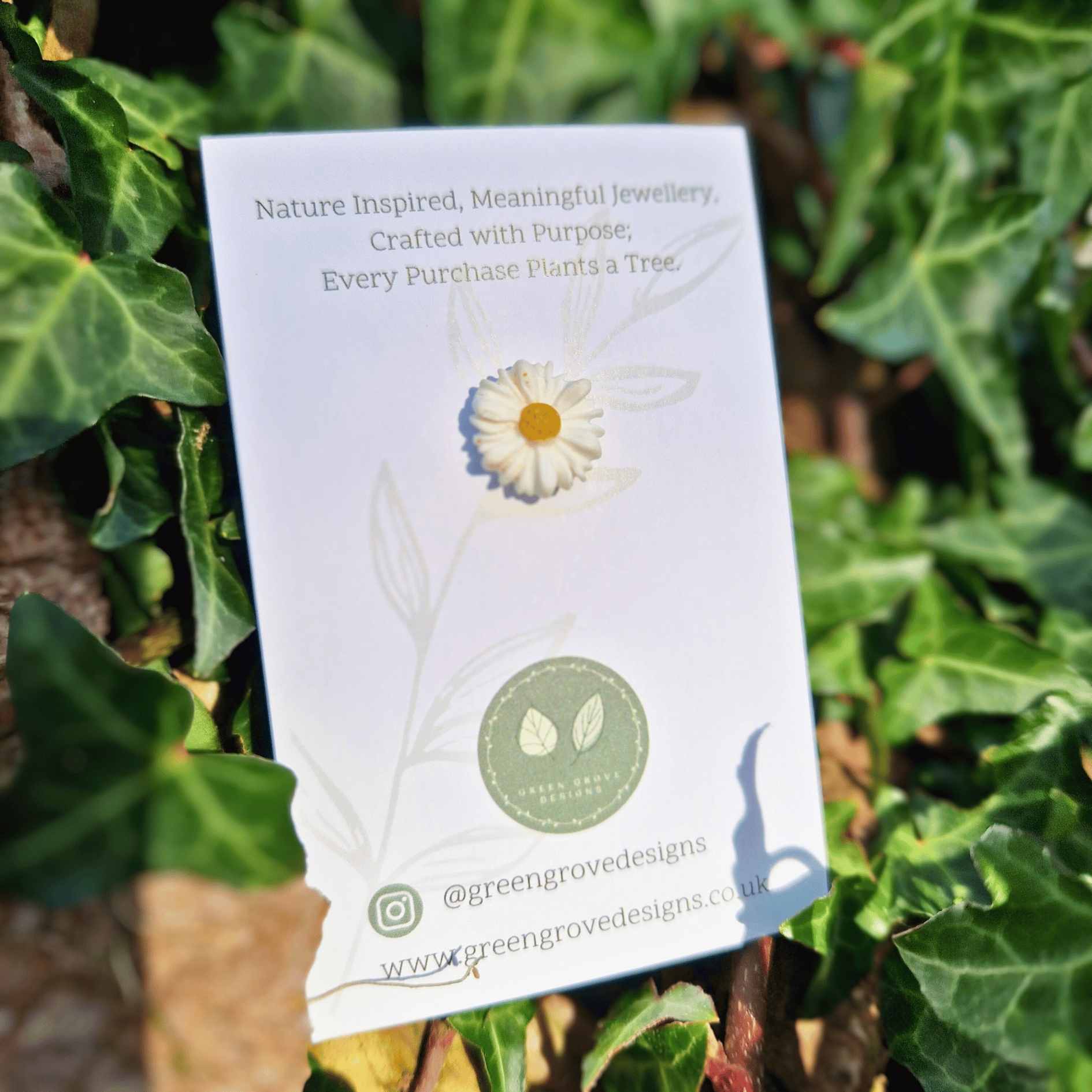 Close Up Detail Image of our Intricate Polymer Clay Daisy Pin, Hand Crafted in Dorset.
